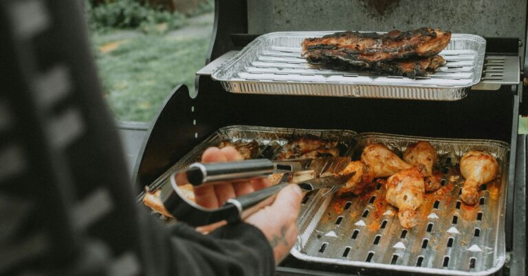 4th of July Backyard BBQ Ideas 2026: Menus, Hosting & Party Tips